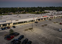 
                                	        Yukon Hills Shopping Center
                                    
