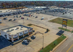 
                                	        Yukon Hills Shopping Center
                                    