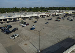 
                                	        Yukon Hills Shopping Center
                                    